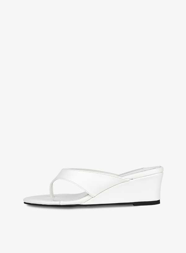 Round Wedge Flip Flops
